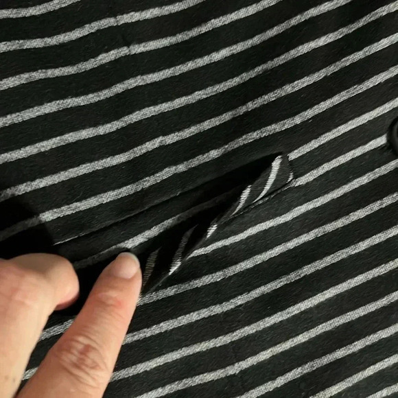 Sandro Studio blazer jacket buttons black striped stretchy petite medium trendy - Picture 5 of 8